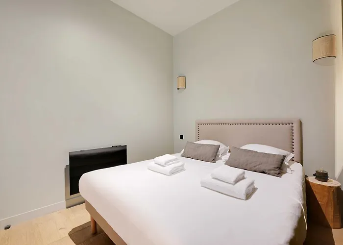 Haven Of Peace-2br-4p-near The Palais De Garnier Paris