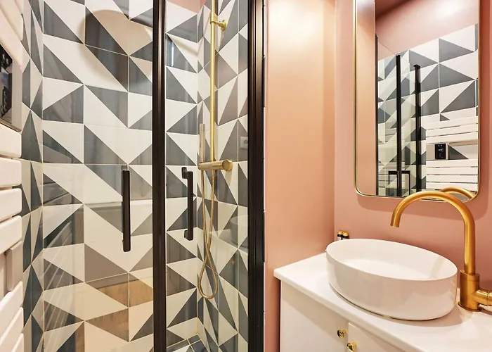 Haven Of Peace-2br-4p-near The Palais De Garnier * Paris